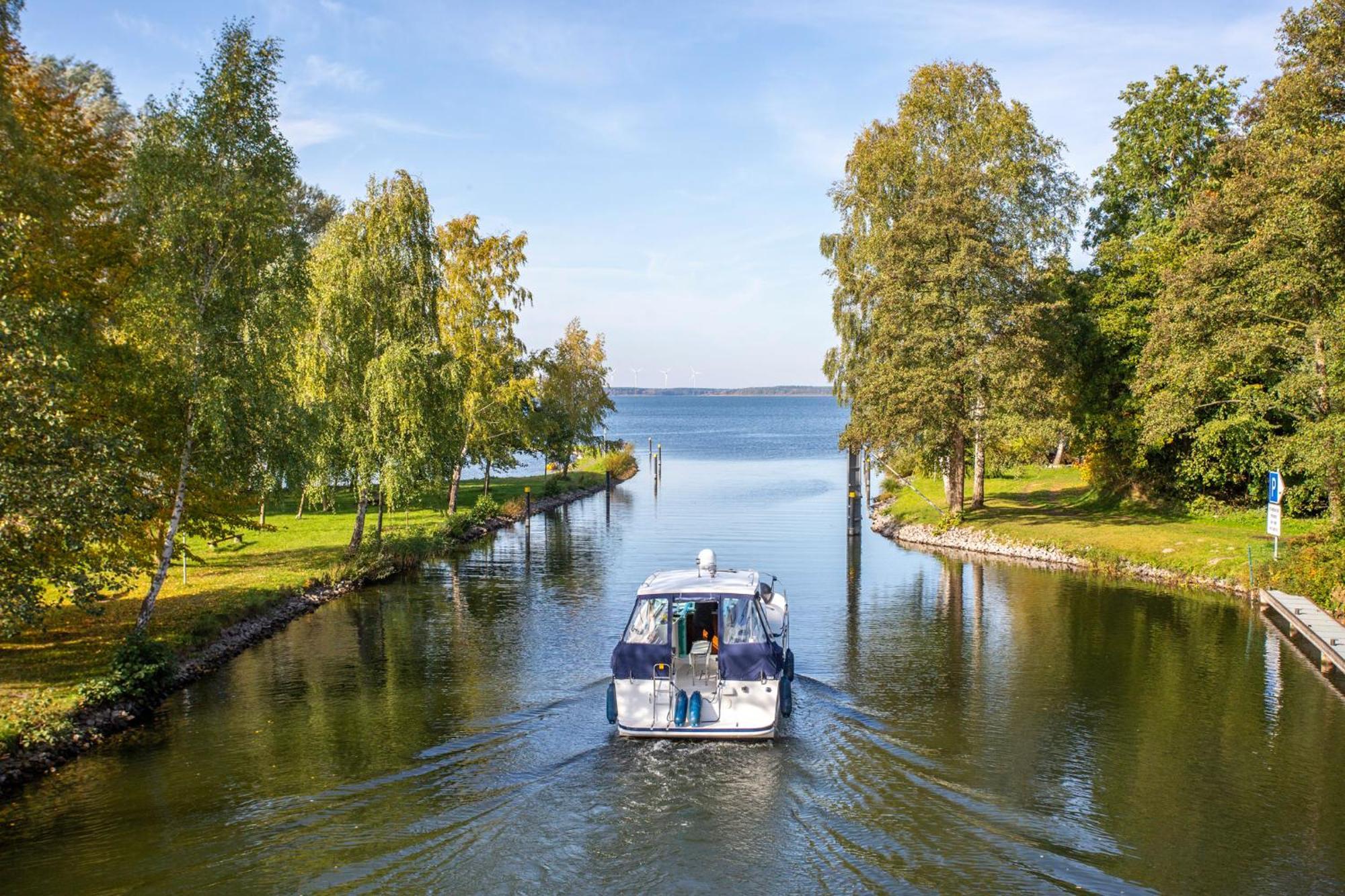 Ferienhaus Schwanensee Fuenfseen Dış mekan fotoğraf
